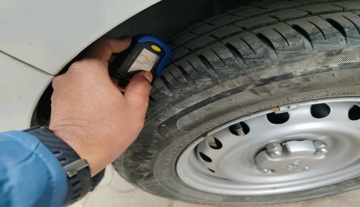 2020 Hyundai NEW SANTRO MAGNA, Petrol, Manual, 11,779 km, tyre