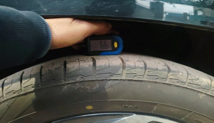 2024 Hyundai ALCAZAR Prestige 7 STR 1.5 Turbo GDi Petrol MT, Petrol, Manual, 10,721 km, tyre