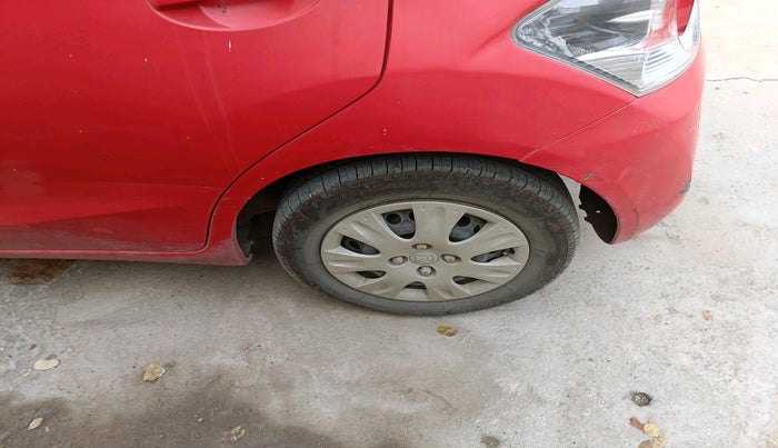 2012 Honda Brio S MT, Petrol, Manual, 1,92,728 km, tyre