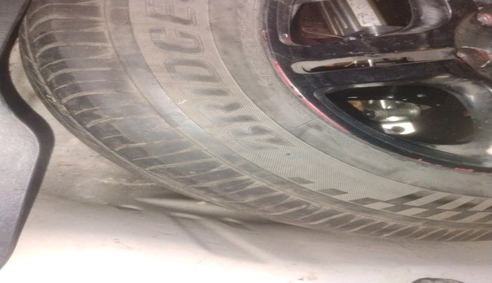 2012 Maruti Swift Dzire VDI, Diesel, Manual, 1,12,672 km, tyre