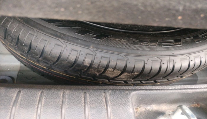 2016 Hyundai Creta SX PLUS 1.6 PETROL, Petrol, Manual, 52,417 km, tyre