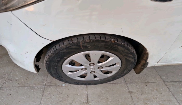 2011 Hyundai i10 SPORTZ 1.2, Petrol, Manual, 84,587 km, tyre