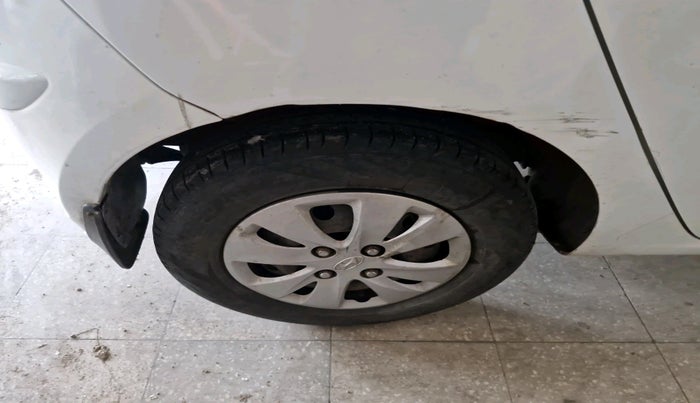 2011 Hyundai i10 SPORTZ 1.2, Petrol, Manual, 84,587 km, tyre