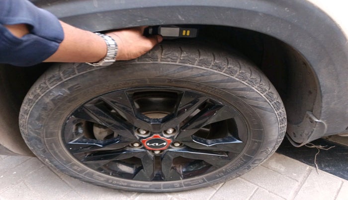 2021 KIA SELTOS HTX ANNIVERSARY EDITION 1.5 PETROL, Petrol, Manual, 95,566 km, tyre