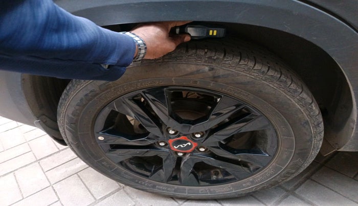 2021 KIA SELTOS HTX ANNIVERSARY EDITION 1.5 PETROL, Petrol, Manual, 95,566 km, tyre