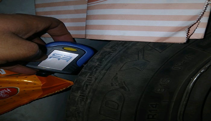 2017 Hyundai Grand i10 SPORTZ 1.2 KAPPA VTVT, Petrol, Manual, 1,34,443 km, tyre