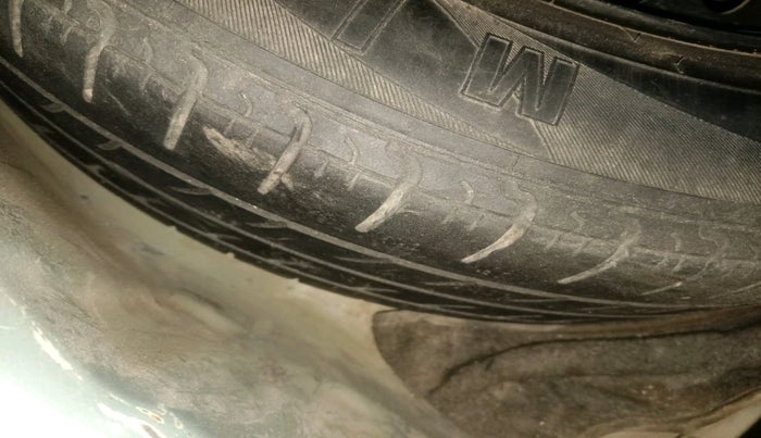 2016 Maruti Baleno DELTA DIESEL 1.3, Diesel, Manual, 1,47,535 km, tyre