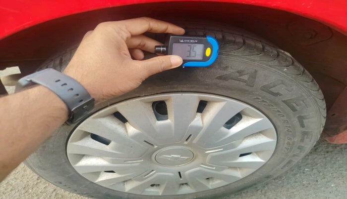 2013 Chevrolet Sail UVA 1.2 LS, Petrol, Manual, 9,831 km, tyre