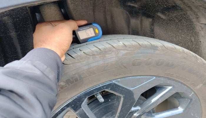 2024 Maruti FRONX DELTA PLUS 1.2L AGS, Petrol, Automatic, 2,688 km, tyre