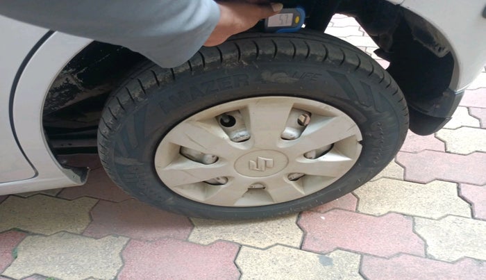 2016 Maruti Wagon R 1.0 LXI CNG, Petrol, Manual, 1,69,297 km, tyre