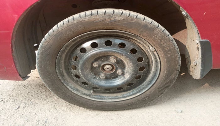 2015 Maruti Wagon R 1.0 VXI AMT, Petrol, Automatic, 96,822 km, tyre