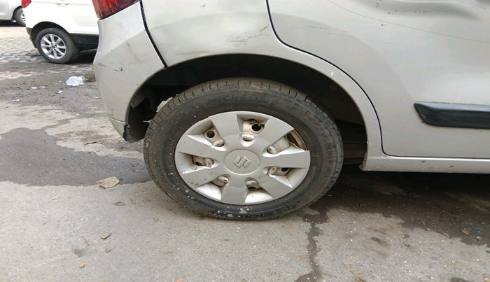 2012 Maruti Wagon R 1.0 LXI CNG, Petrol, Manual, 40,000 km, tyre