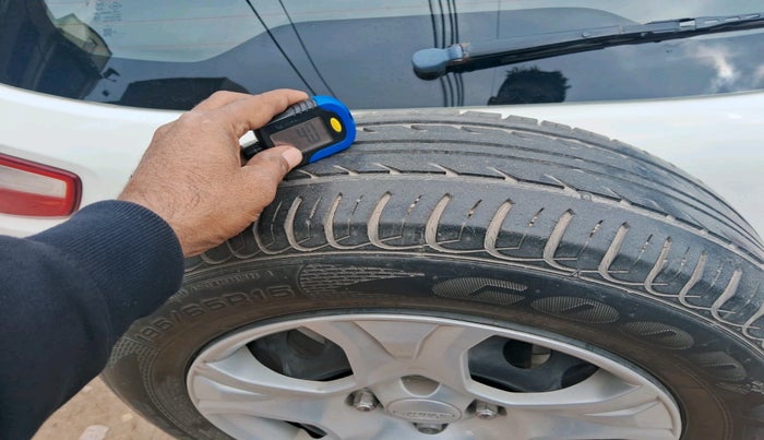 2017 Ford Ecosport TREND 1.5L DIESEL, Diesel, Manual, 1,11,555 km, tyre