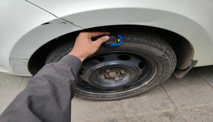 2015 Tata Zest XMS PETROL, Petrol, Manual, 80,104 km, tyre