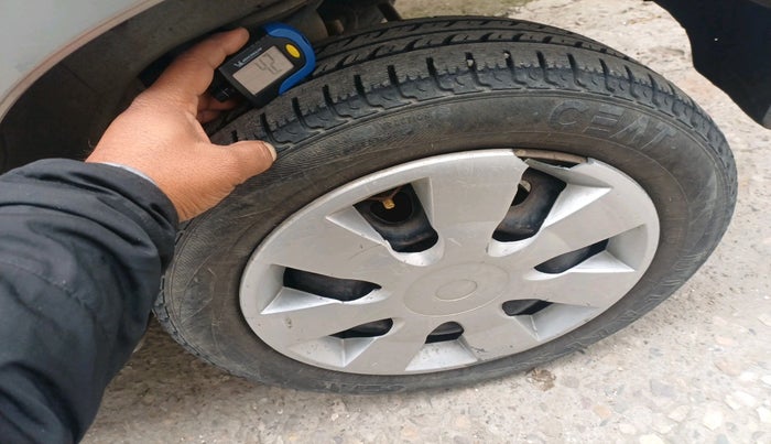 2011 Maruti Zen Estilo VXI, Petrol, Manual, 1,26,971 km, tyre