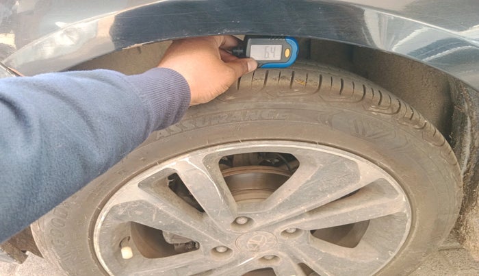 2021 Tata ALTROZ XZ PLUS PETROL DARK EDITION, Petrol, Manual, 94,344 km, tyre