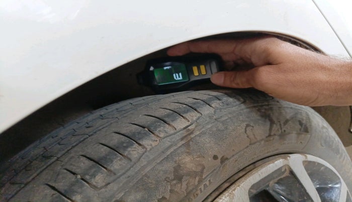 2018 Volkswagen Ameo COMFORTLINE 1.0L, Petrol, Manual, 86,809 km, tyre