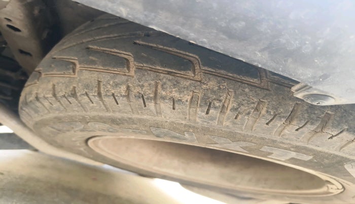 2013 Mahindra XUV500 W8, Diesel, Manual, 98,377 km, tyre