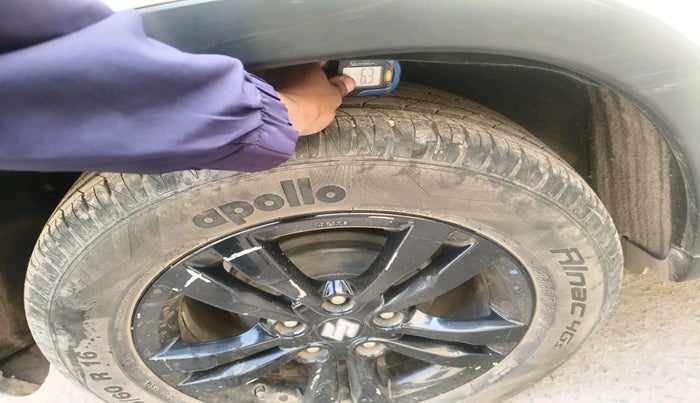 2019 Maruti Vitara Brezza ZDI, Diesel, Manual, 70,733 km, tyre