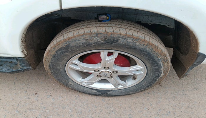 2016 Mahindra Scorpio S10, Diesel, Manual, 1,16,457 km, tyre