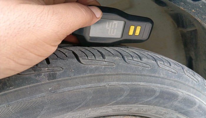 2012 Maruti Alto K10 LXI, Petrol, Manual, 52,734 km, tyre