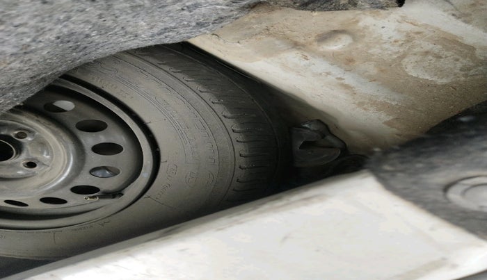 2021 Maruti New Wagon-R VXI 1.0, Petrol, Manual, 75,984 km, tyre