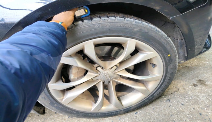 2017 Audi A4 35 TDI S LINE, Diesel, Automatic, 49,797 km, tyre