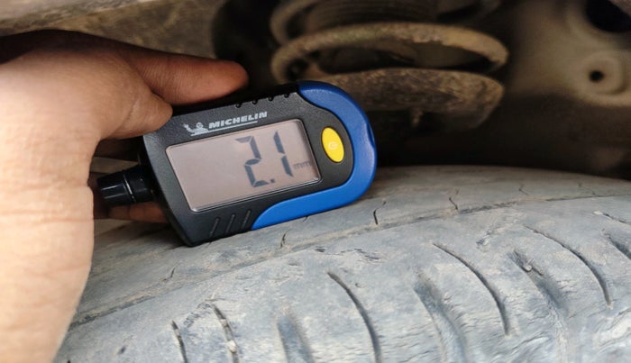 2023 KIA SONET HTK PLUS 1.2, Petrol, Manual, 63,979 km, tyre