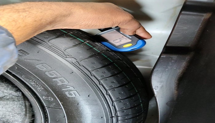 2023 KIA SONET HTK PLUS 1.2, Petrol, Manual, 63,979 km, tyre