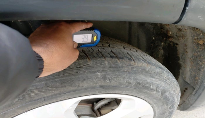 2017 Jeep Compass LIMITED 1.4 PETROL AT, Petrol, Automatic, 68,091 km, tyre