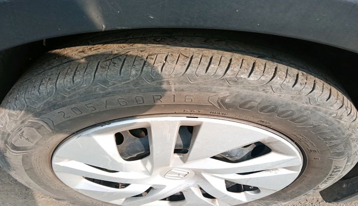 2017 Honda WR-V 1.2L I-VTEC S MT, Petrol, Manual, 89,500 km, tyre