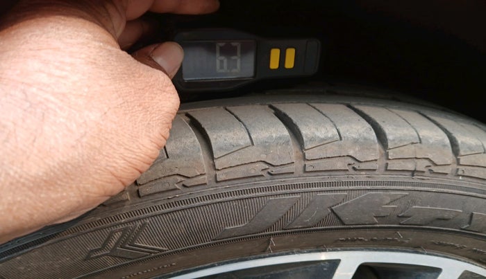 2018 Skoda Rapid STYLE 1.6 MPI AT, Petrol, Automatic, 64,759 km, tyre