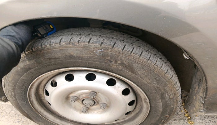 2014 Chevrolet Sail UVA 1.2 BASE, Petrol, Manual, 61,656 km, tyre