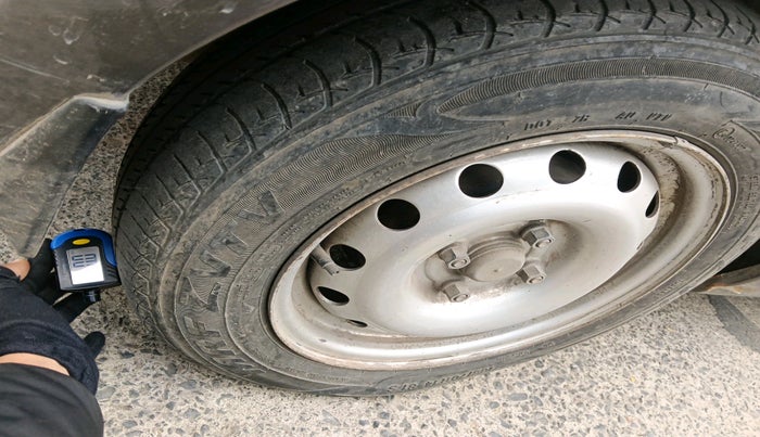 2014 Chevrolet Sail UVA 1.2 BASE, Petrol, Manual, 61,656 km, tyre