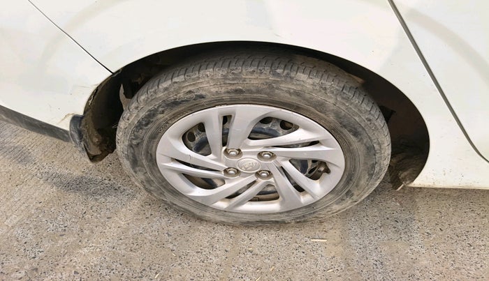 2022 Hyundai AURA S 1.2 CNG, Petrol, Manual, 37,679 km, tyre