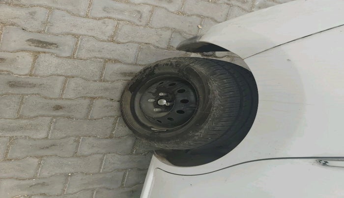 2025 Maruti Alto K10 VXI, Petrol, Manual, 4,437 km, tyre