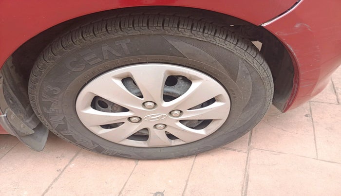 2012 Hyundai i10 SPORTZ 1.2, Petrol, Manual, 91,136 km, tyre