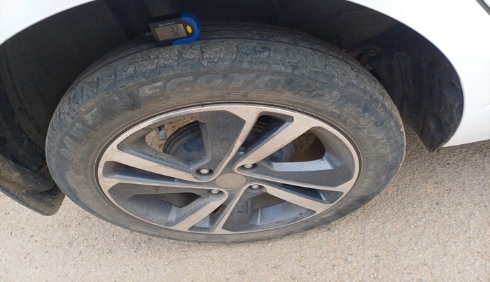 2023 Tata ALTROZ  XZ PLUS (S) , Diesel, Manual, 40,419 km, tyre