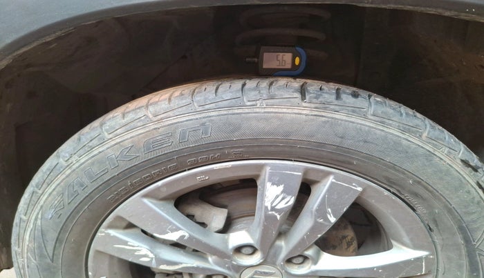 2017 Maruti Vitara Brezza ZDI PLUS, Diesel, Manual, 2,12,543 km, tyre