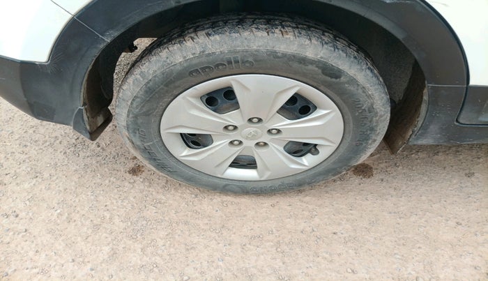 2017 Hyundai Creta E PLUS 1.6 PETROL, Petrol, Manual, 64,211 km, tyre