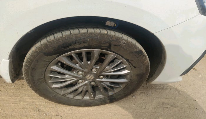 2020 Maruti Ertiga ZXI+ SHVS, Petrol, Manual, 1,39,742 km, tyre