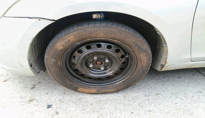 2014 Maruti Ciaz ZDI, Diesel, Manual, 1,03,333 km, tyre