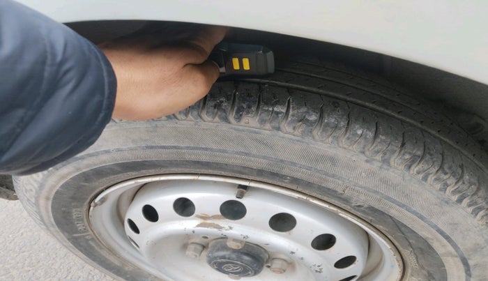 2021 Tata ALTROZ XE PETROL, Petrol, Manual, 34,393 km, tyre