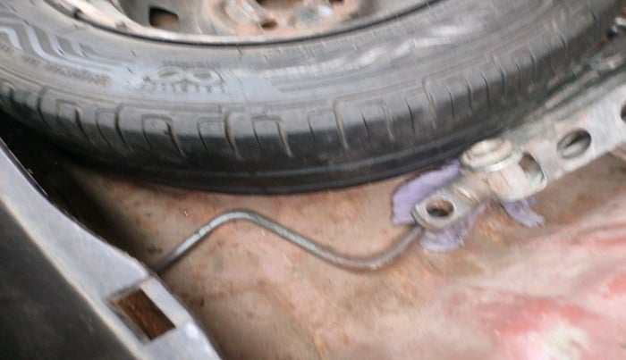 2011 Hyundai Santro Xing GL, Petrol, Manual, 1,40,971 km, tyre