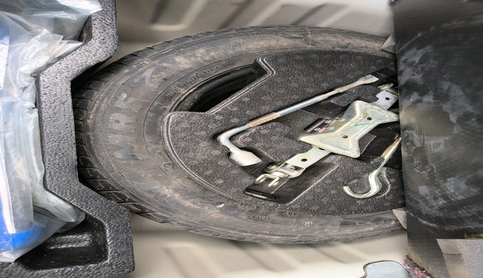 2019 Maruti Ciaz ALPHA 1.5 SHVS PETROL, Petrol, Manual, 81,682 km, tyre