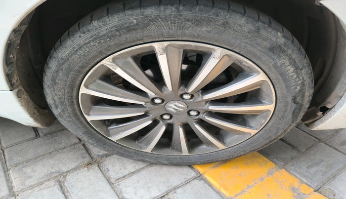 2019 Maruti Ciaz ALPHA 1.5 SHVS PETROL, Petrol, Manual, 81,682 km, tyre