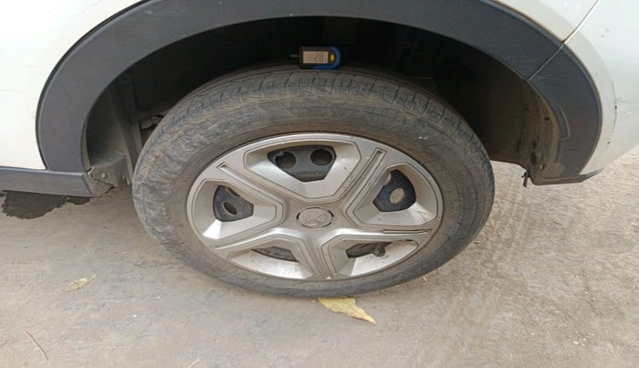 2021 Tata NEXON XMA SUNROOF DIESEL, Diesel, Automatic, 37,992 km, tyre