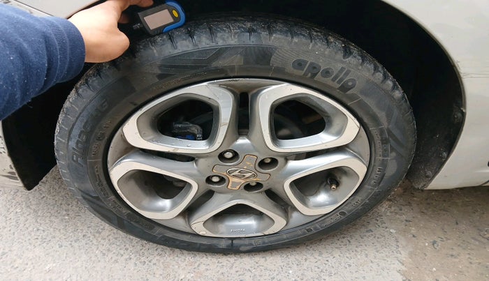 2018 Hyundai Elite i20 ASTA 1.4 CRDI (O), Diesel, Manual, 1,06,944 km, tyre