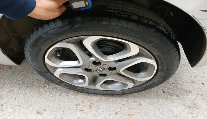 2018 Hyundai Elite i20 ASTA 1.4 CRDI (O), Diesel, Manual, 1,06,944 km, tyre