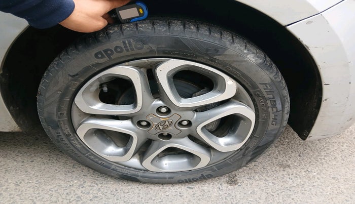 2018 Hyundai Elite i20 ASTA 1.4 CRDI (O), Diesel, Manual, 1,06,944 km, tyre